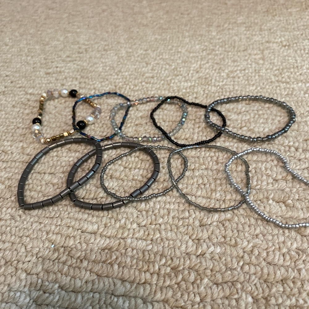 10 pack bracelets + 2 extras